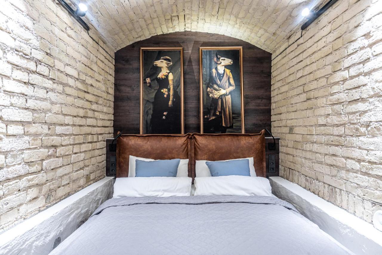 Unesco Hidden Arches - Restored 3 Bedroom Apartment In The Historic Pilies St. Вилнюс Екстериор снимка